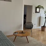 Amazing Apartment In City Center